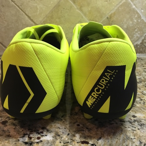 Men’s Nike Mercurial Vapor 12 - Picture 2 of 8